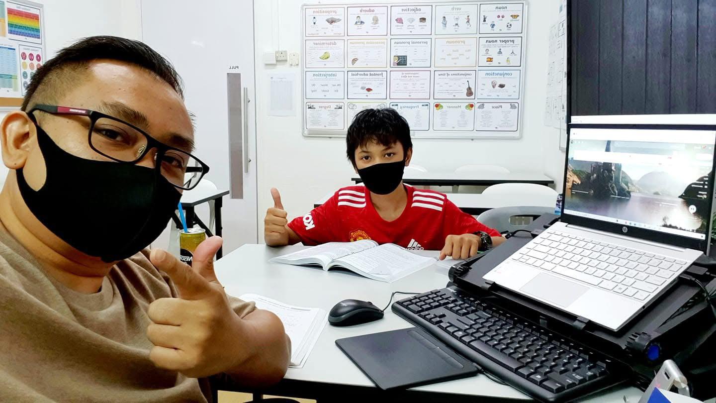 Salik Tuition classroom moment 7